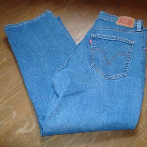 Levis 30 Ribcage Straight Ankle